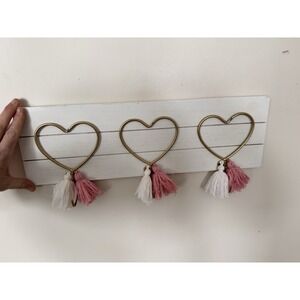 Adorable Heart Rack Tassels Pink Gold Girls Decor Nursery Sweet Valentines